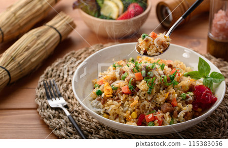 Shirasu納豆炒飯(可以享受納豆香氣的炒飯) Shirasu納豆炒飯(可以享受納豆香氣的炒飯) 115383056