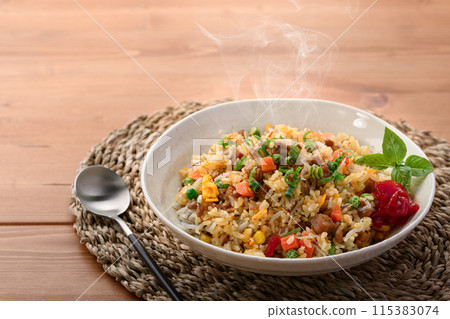 Shirasu and natto fried rice (a fried rice recipe that lets you enjoy the savory flavor of natto) 115383074