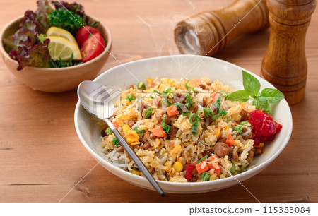 Shirasu and natto fried rice (a fried rice recipe that lets you enjoy the savory flavor of natto) 115383084