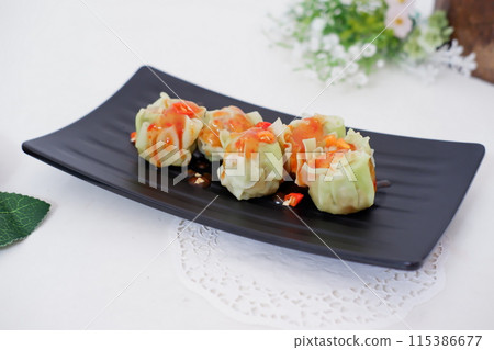 delicious fresh dim sum as a background 115386677