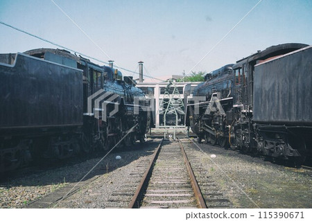 支援戰後重建的蒸汽機車 115390671