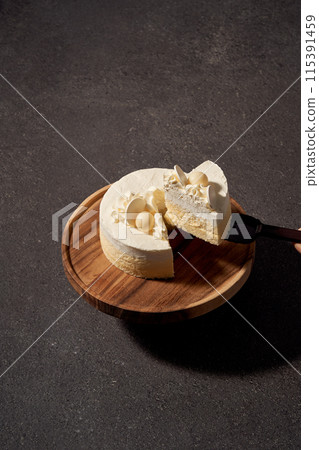 a slice of white cake 115391459