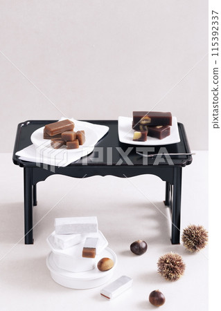 Traditional Tea and Chestnut Yanggang Dessert 115392337