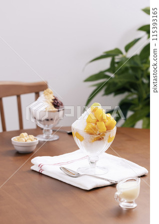 Summer cool mango bingsu and red bean bingsu Summer cool mango bingsu and red bean bingsu 115393165
