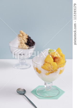 Summer cool ice cream dessert 115393179