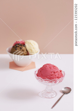 Summer cool ice cream dessert 115393202