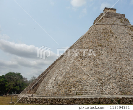 Uxmal mayan archaeological site in Yucatan Peninsula, Mexico 115394521