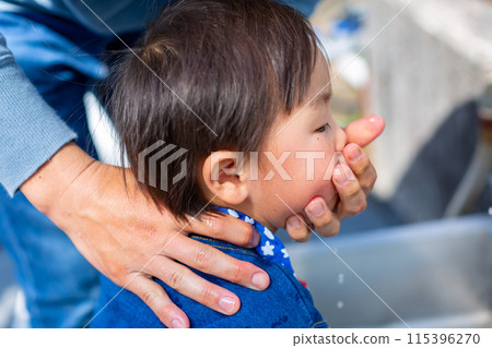 幼兒用自來水洗手 115396270