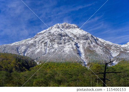 【上高地之秋】白雪皚皚的燒岳 【上高地之秋】白雪皚皚的燒岳 115400153