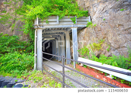 Tohoku, Jodogahama, Promenade connecting Jodogahama and Takonoura, Tunnel entrance on the Takonoura side, Miyako City, Iwate Prefecture (1) 115400650