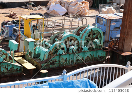 用於疏浚作業的提升絞車 115405038