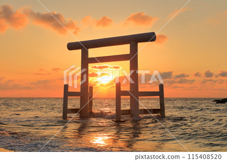 [福岡縣] 二見浦櫻井白鳥門的日落（糸島） 115408520