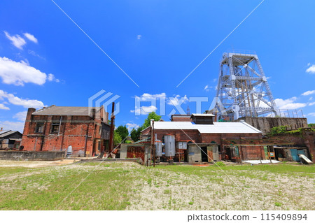 [Kumamoto Prefecture] The second shaft tower of the Manda Pit of the Mitsui Miike Coal Mine on a clear day (Meiji Industrial Revolution Heritage Sites of Japan) 115409894