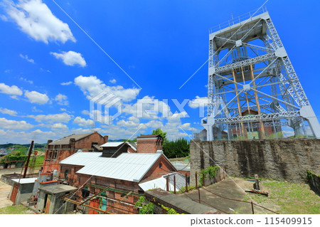 [Kumamoto Prefecture] The second shaft tower of the Manda Pit of the Mitsui Miike Coal Mine on a clear day (Meiji Industrial Revolution Heritage Sites of Japan) 115409915
