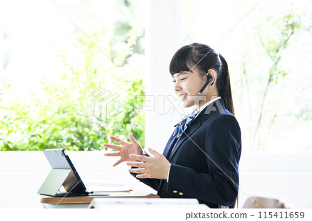 線上英語會話初中女生 115411659