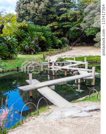 Spring in Okayama: The quaint scenery of Korakuen Garden and the charming Yatsuhashi 115417364