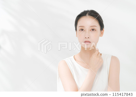 年輕女性的美麗形象 115417843