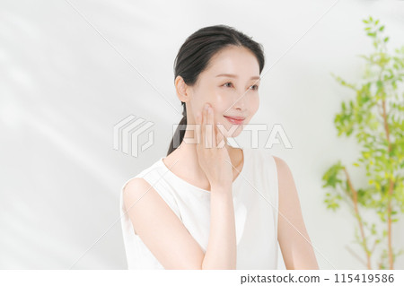 Beauty image of young women Beauty image of young women 115419586