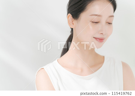 Beauty image of young women 115419762