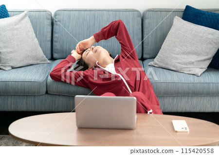 Woman in a tracksuit stress Woman in a tracksuit stress 115420558