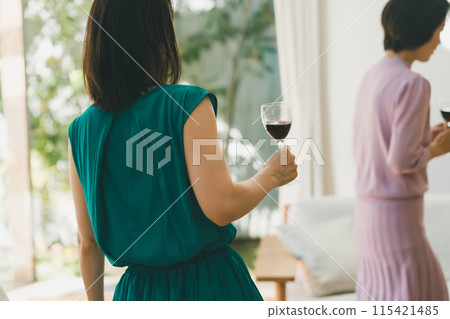 female, females, woman 115421485