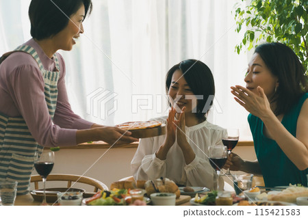 female, females, woman 115421583