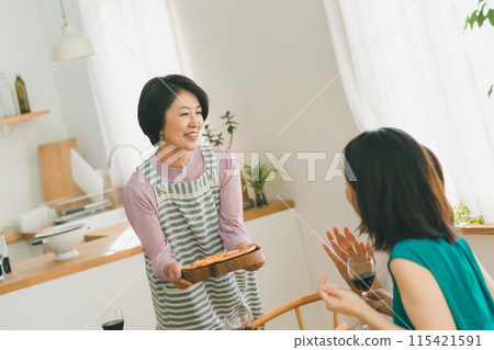 female, females, woman 115421591