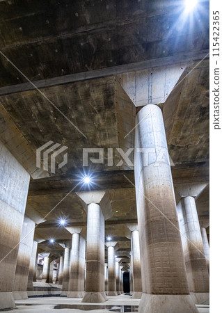 首都圈外水道 - 世界上最大的地下水道之一，減少首都圈洪澇災害 - 防洪設施 - 地下寺廟“調壓水箱” 115422365