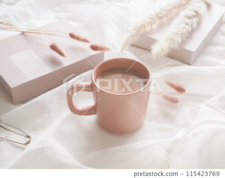 淺色調可愛的下午茶時間影像 淺色調可愛的下午茶時間影像 115423769