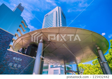 Tokyo cityscape in June. View of Tokyu Railway's Yoga Station and other areas = 11th 115432442