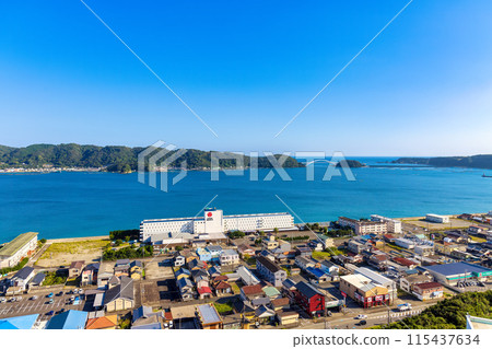 Hashiguiiwa Rock (Sunny October, Wakayama Prefecture) Hashiguiiwa Rock (Sunny October, Wakayama Prefecture) 115437634