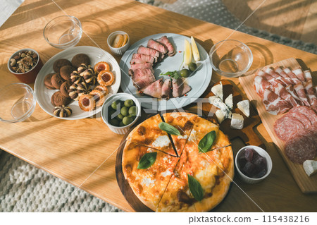 pizza, pizzas, culinary 115438216