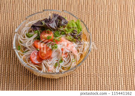 A summer staple: Bukkake soba noodles 115441162