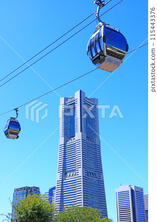 神奈川縣橫濱市橫濱地標塔和YOKOHAMA AIR CABIN的風景 神奈川縣橫濱市橫濱地標塔和YOKOHAMA AIR CABIN的風景 115443376
