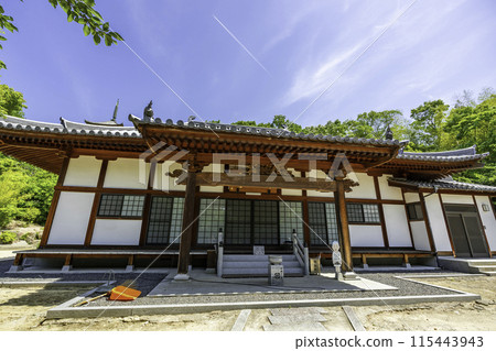 廣島縣尾道市生口島興勝寺正殿 115443943
