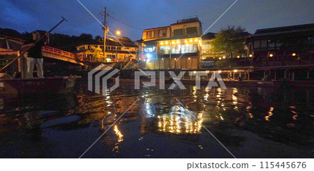 京都宇治河夜景 115445676