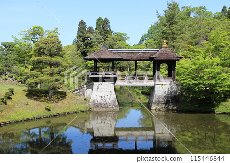Kyoto Shugakuin Imperial Villa: Yokuryu Pond and Chitose Bridge Kyoto Shugakuin Imperial Villa: Yokuryu Pond and Chitose Bridge 115446844