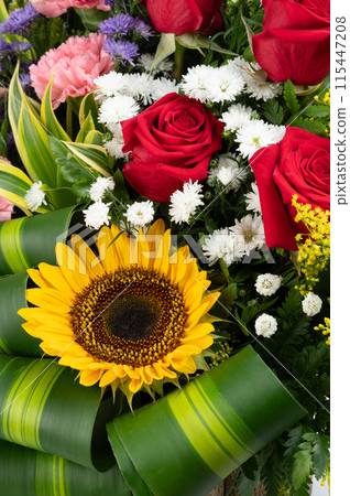 Many different flower bouquet 115447208