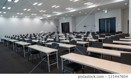 Meeting room with nobody 115447604