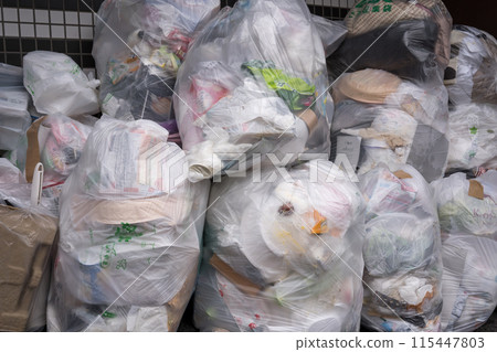 日本垃圾場的風景，垃圾被精細分類 115447803