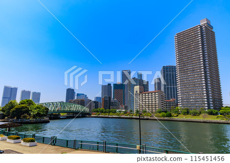 Tower apartment along the Harumi Canal in Tsukuda, Chuo Ward, Tokyo 115451456