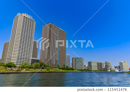 東京都中央區佃田晴海運河沿岸的塔樓公寓 115451476