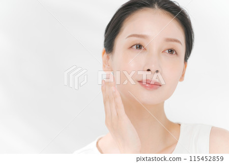 年輕女性的美麗形象 115452859