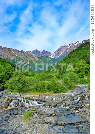 從白馬村白條八方眺望北阿爾卑斯山 115453082