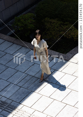 Walking Women 115454170