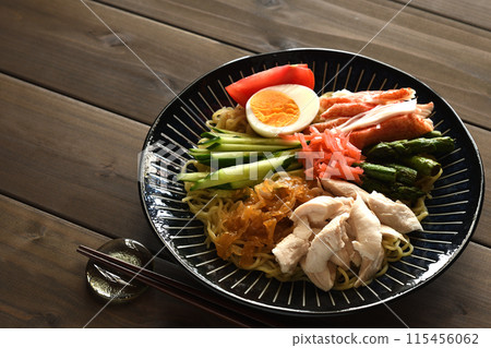 冷淋浴 115456062