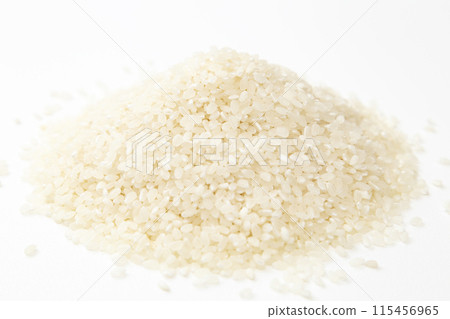 白色背景上的白飯 115456965