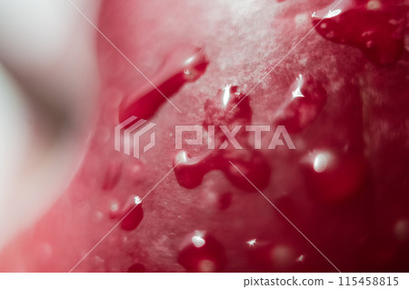 Macro shot of strawberry with drops of water. Selective focus 115458815