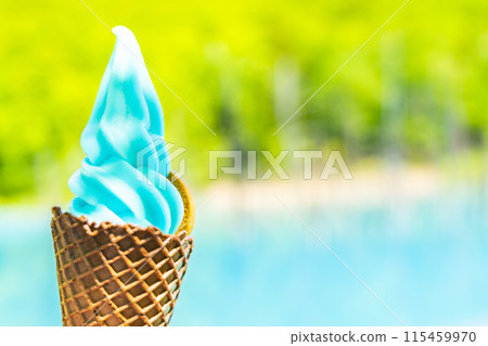 [Sweets] Cold soft serve ice cream and the Blue Pond 115459970