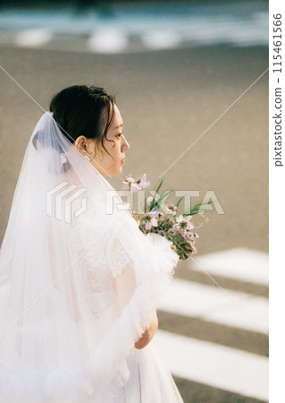 Tokyo Station at night and the bride Tokyo Station at night and the bride 115461566